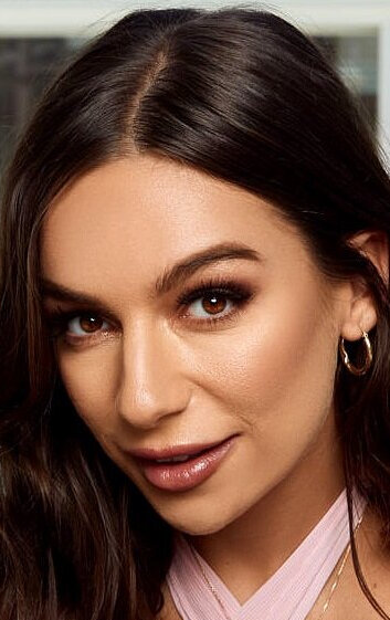 фото Эйприл Олсен