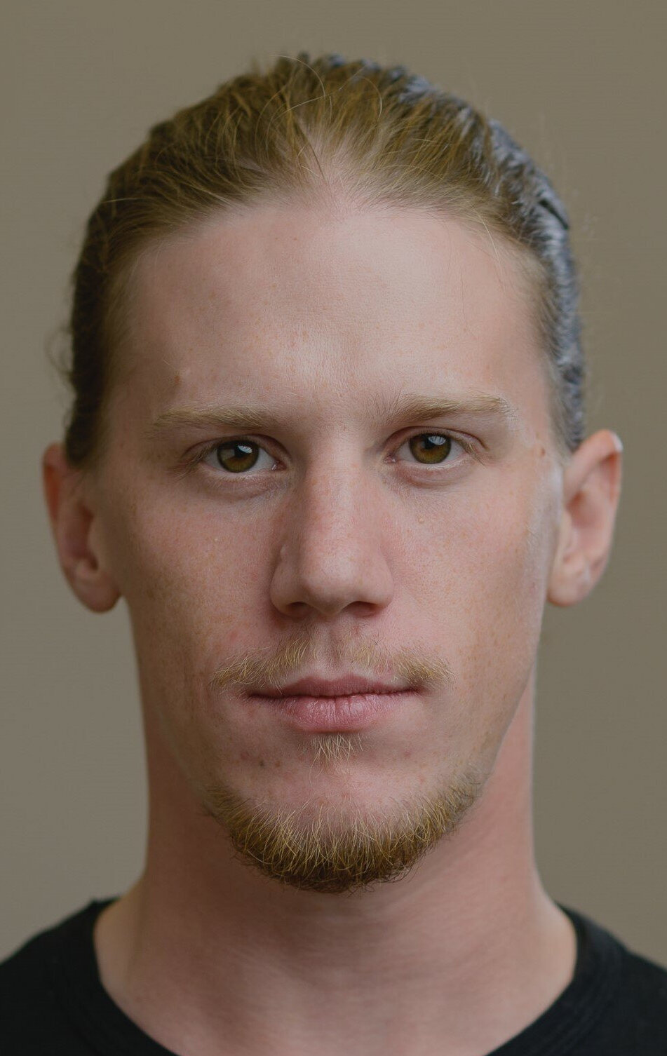 фото Максим Углев