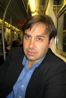 фото Крис Перера