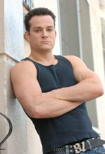 фото Джошуа Роман