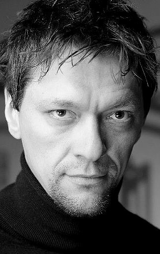 фото Хьюго Жиру