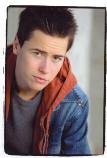 фото Кеану Пиреш