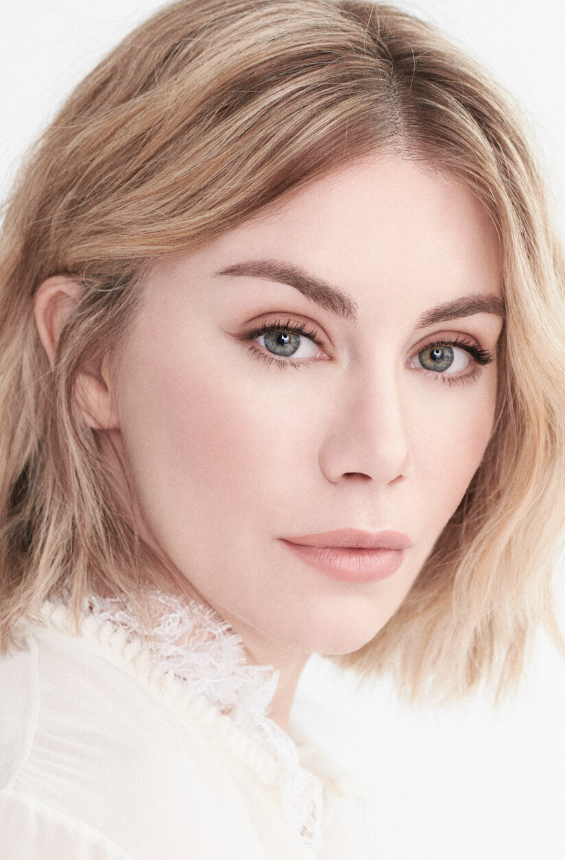 фото Дженнифер Холлэнд