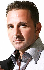 фото Дэвид Перри