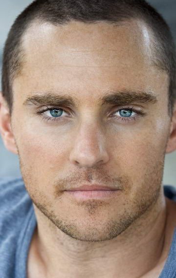 фото Дерек Мадьяр