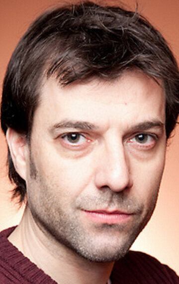 фото Оскар Сантос