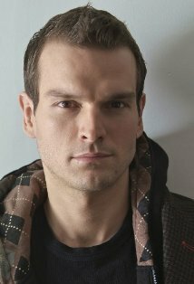 фото Уоррен Дероса