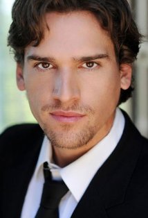 фото Кристиан Робертс