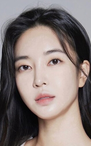 фото Ким Юн-джи