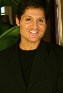 фото Роб Е. Ангелино