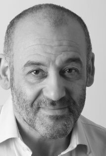 фото Роберт Атико