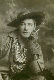 фото Льюис Уоллер