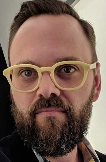 фото Дерек Янг