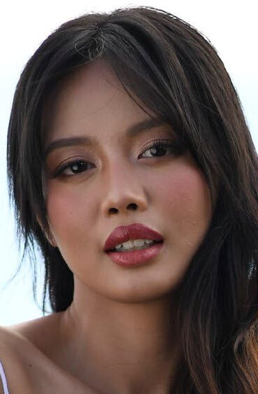 фото Микаэлла Рас