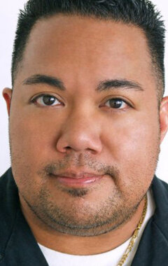 фото Регги Де Леон