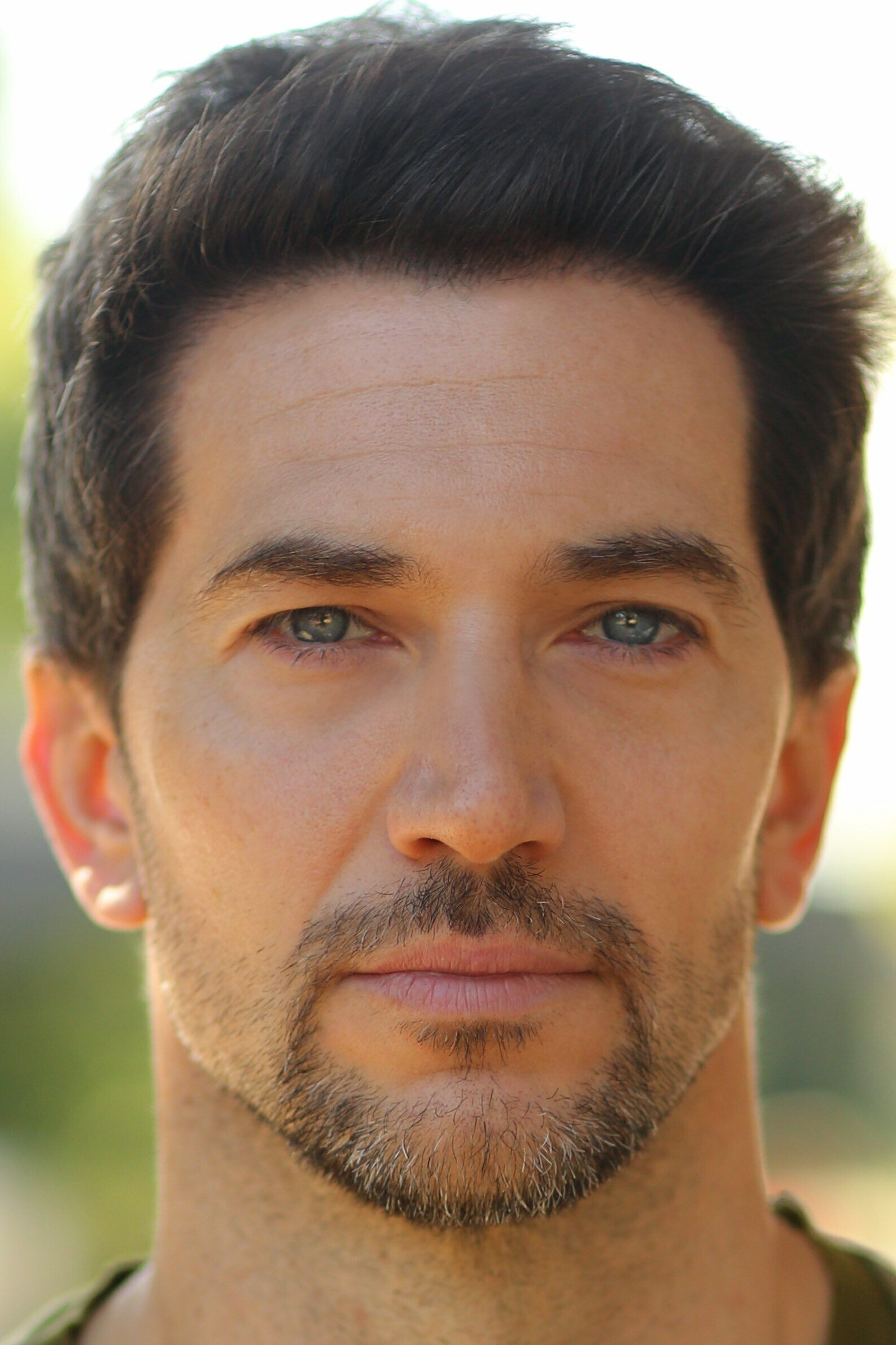 фото Люк Робертс