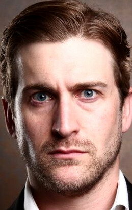 фото Лукас Кэлхун