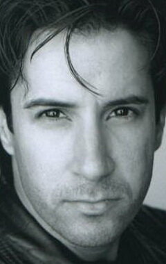 фото Энтони А. Крус