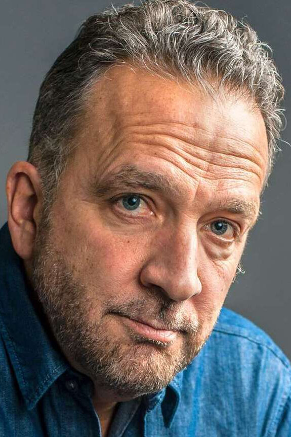 фото Джордж Пелеканус