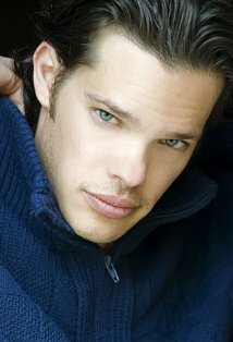 фото Ари Уэлком