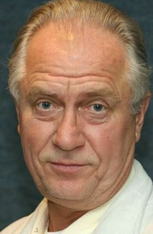 фото Ласло Арон