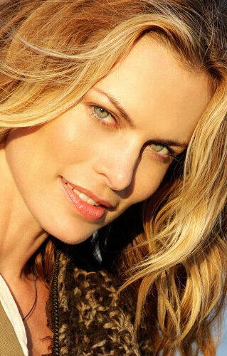 фото Лори Бэйкер