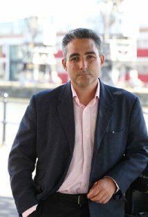 фото Мэттью Холл