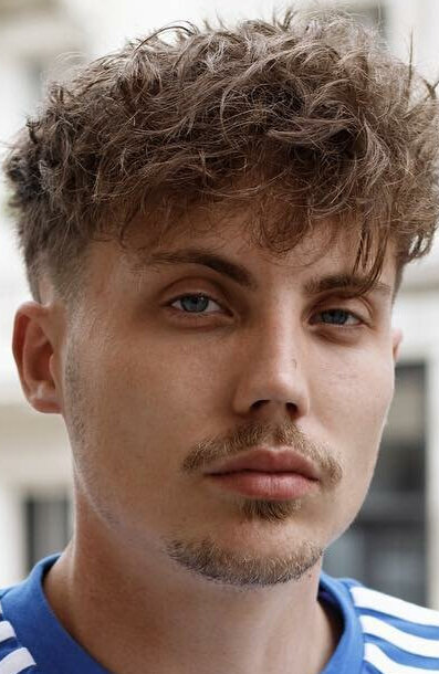 фото Эллиотт Изон