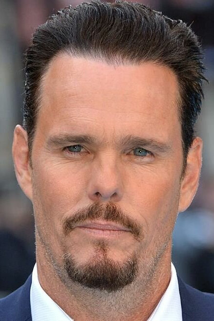 фото Кевин Диллон