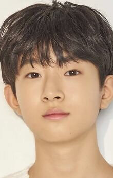 фото Ли Юн-у