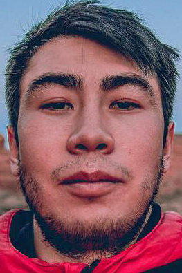 фото Данияр Амангельдиев