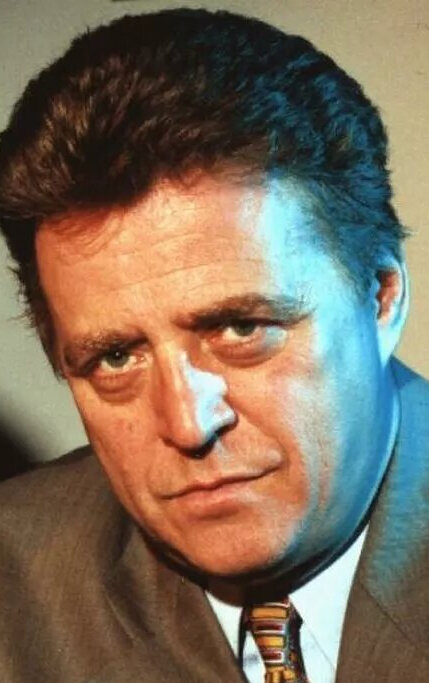 фото Николас Болл