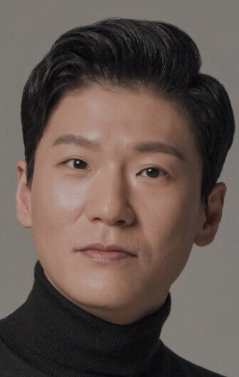 фото Ю Джон-хо