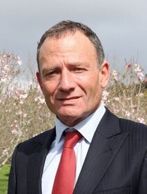 фото Саймон Праст