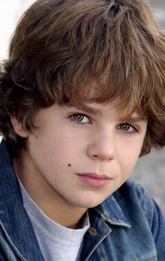 фото Доминик Джейнс