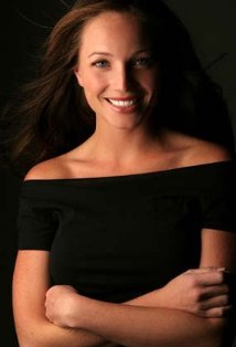 фото Кари Хокер