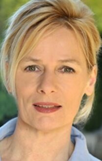 фото Кристин Кэвэна