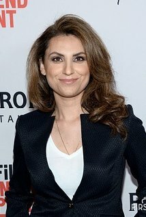 фото Тара Пирниа