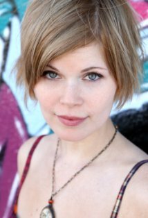 фото Кэролайн Мэйси