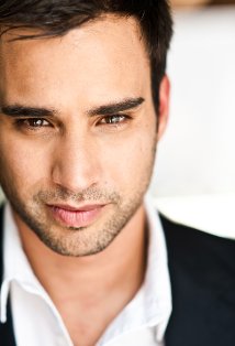 фото Роберт Тена