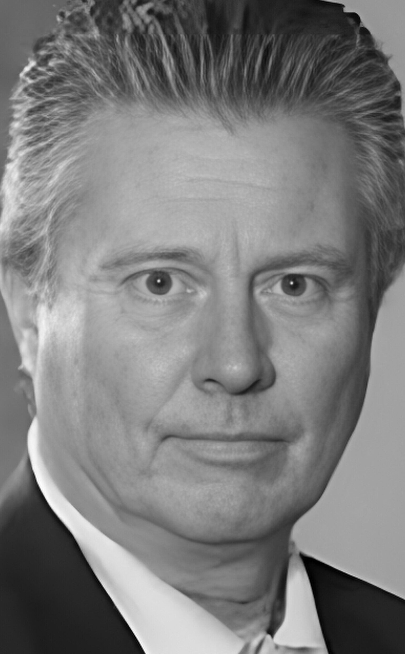 фото Гастон Тусе