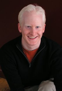 фото Дэннис Хёрли