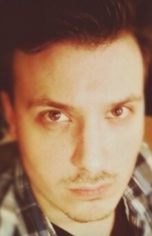 фото Елиас Менцел