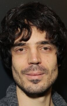 фото Саймон Гросс