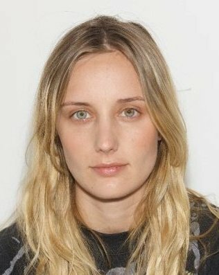 фото Эмма Ладбрук