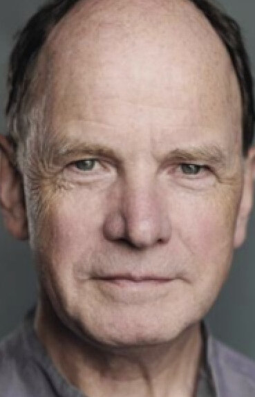 фото Саймон Чэндлер