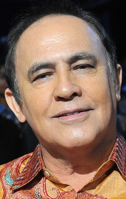 фото Юсоф Хаслам