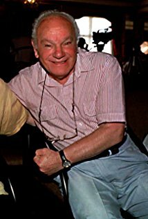 фото Маркос Сукер