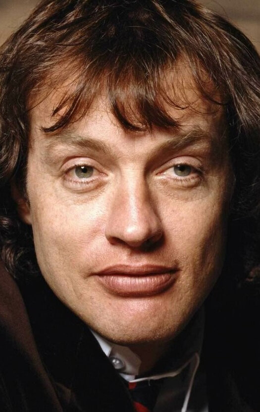 фото Ангус Янг