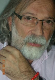 фото Чарли Леви